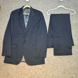 Allyn St George Gray/Blue Wool 2 Piece Suit 40L by Measurements